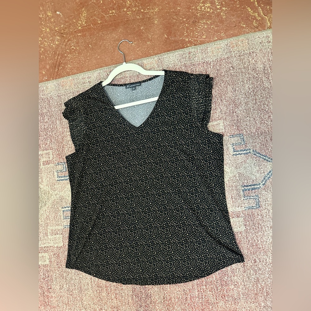 Adrianna Papell pleated cap sleeve printed abstract animal print top medium